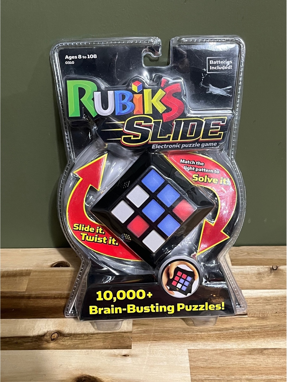 Rubik's Slide Electronic Puzzle Game with 10,000+ Brain-Busting Puzzles - Ages 8